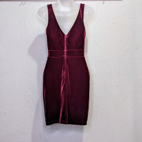 Midnight Doll Velvet Cocktail Dress Womens 5 Burgundy Dark Romantic Formal Mini - Picture 4 of 7